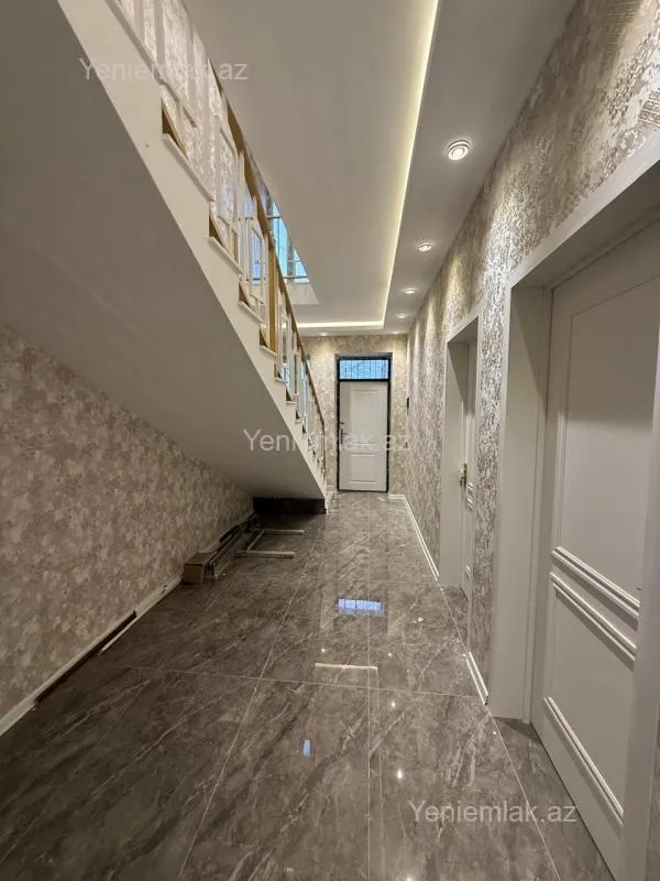 Satılır 4 otaqlı həyət evi 130 m²
