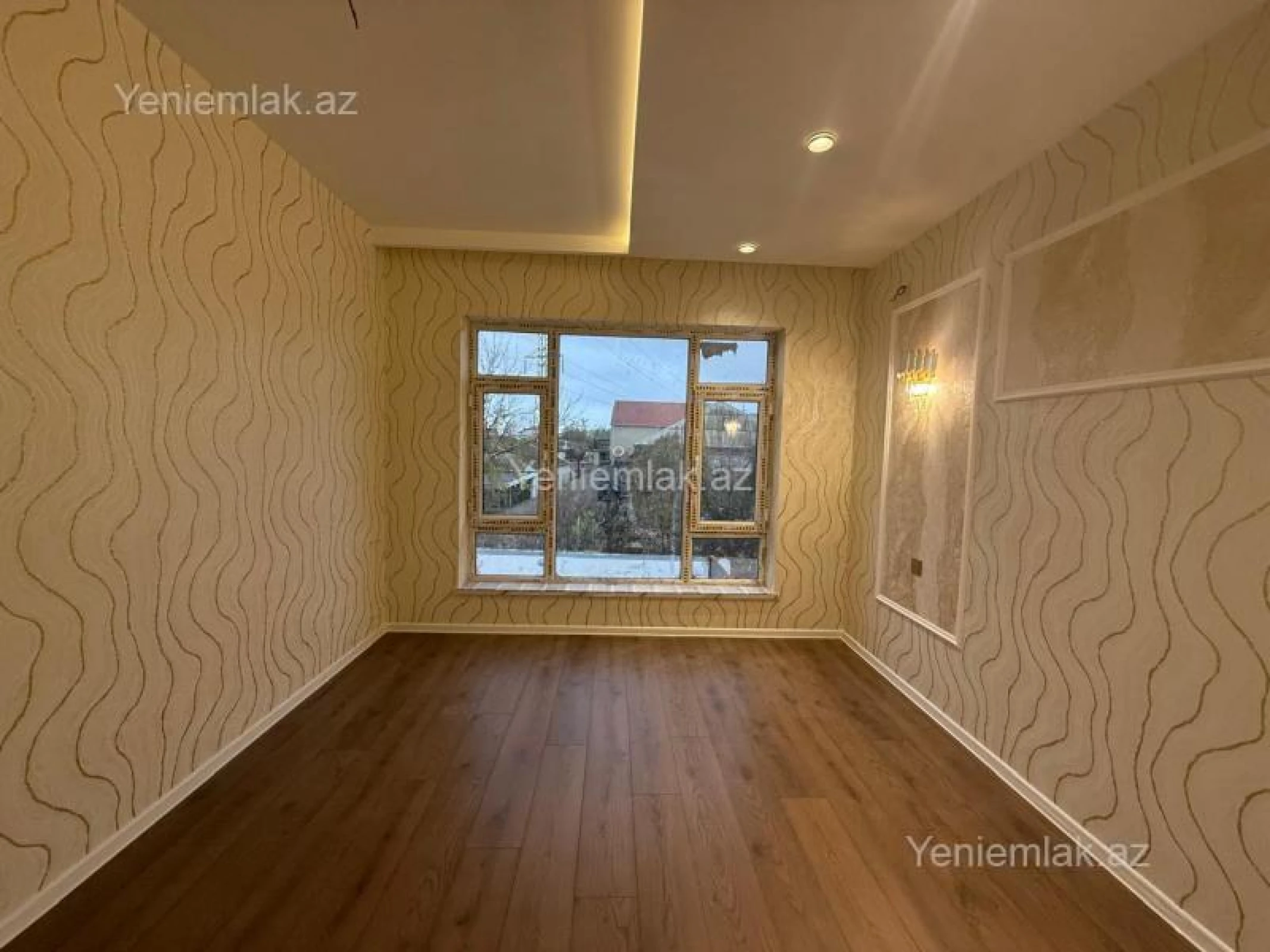 Satılır 4 otaqlı həyət evi 130 m²