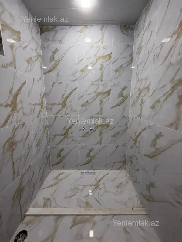 Satılır 4 otaqlı həyət evi 130 m²