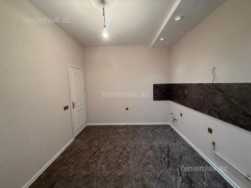 Satılır 4 otaqlı həyət evi 130 m²