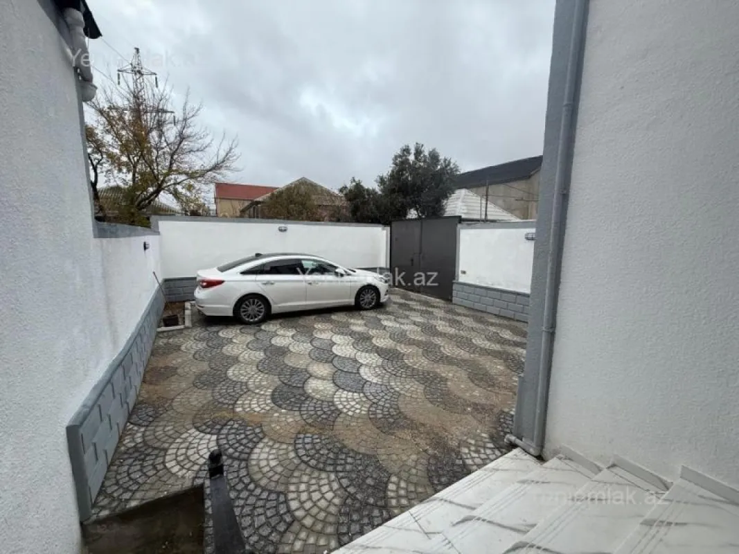 Satılır 4 otaqlı həyət evi 130 m²
