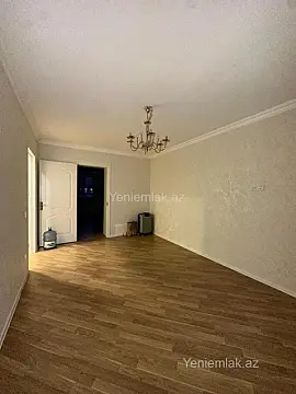 Satılır 2 otaqlı köhnə tikili 50 m²