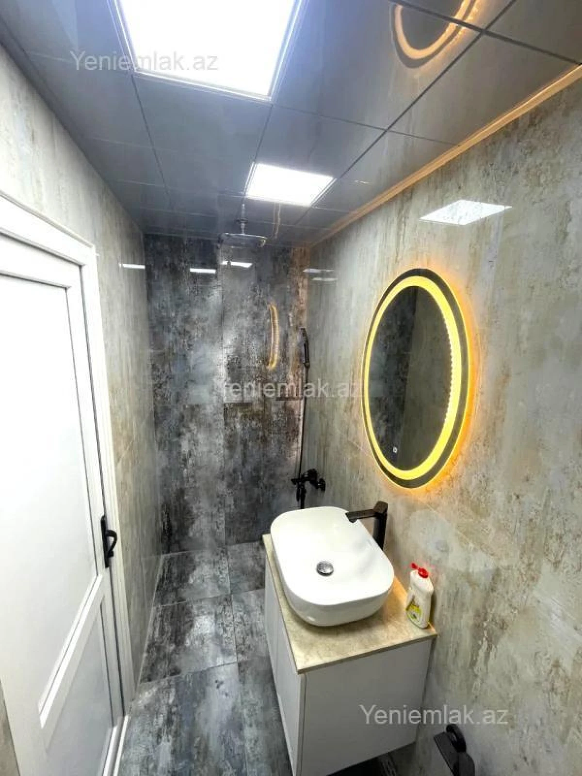 Satılır 3 otaqlı köhnə tikili 70 m²