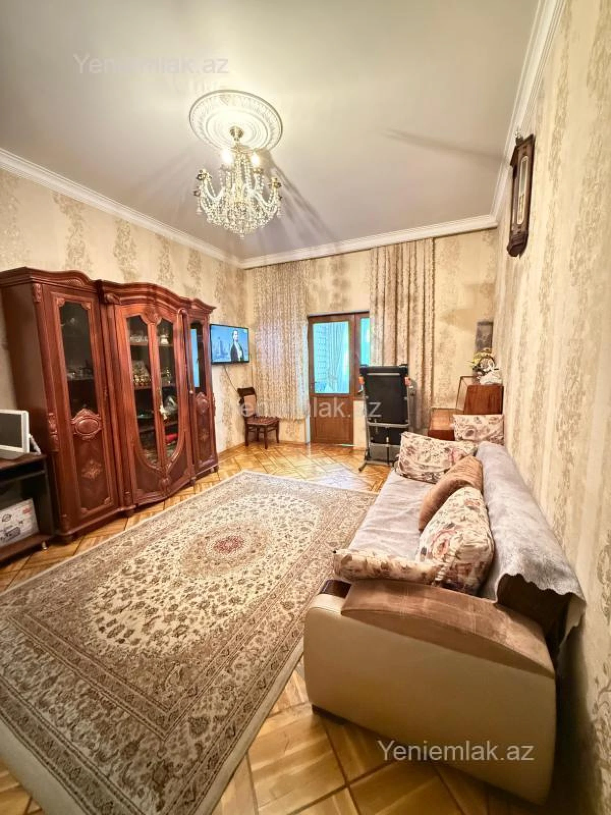 Satılır 3 otaqlı köhnə tikili 100 m²