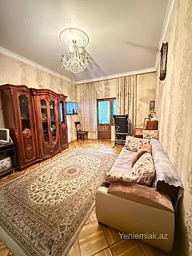 Satılır 3 otaqlı köhnə tikili 100 m²