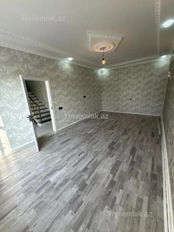 Satılır 5 otaqlı həyət evi 160 m²