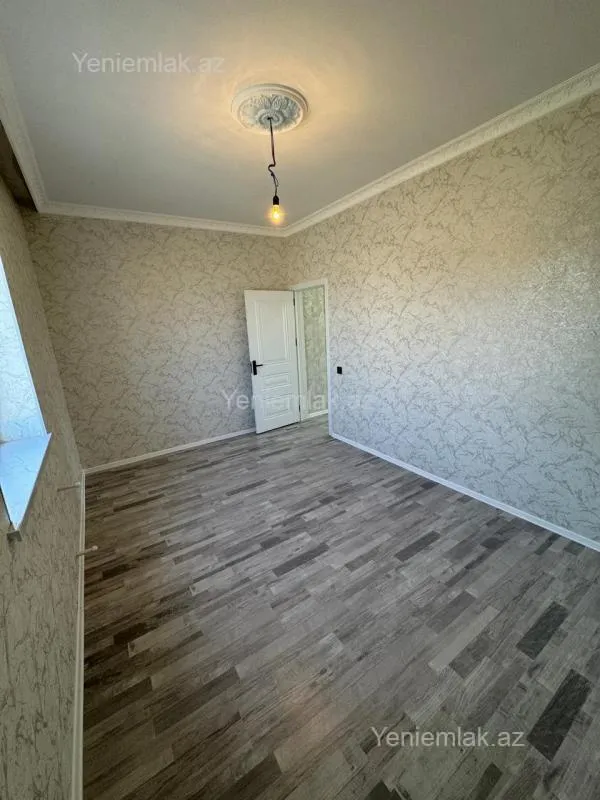 Satılır 5 otaqlı həyət evi 160 m²