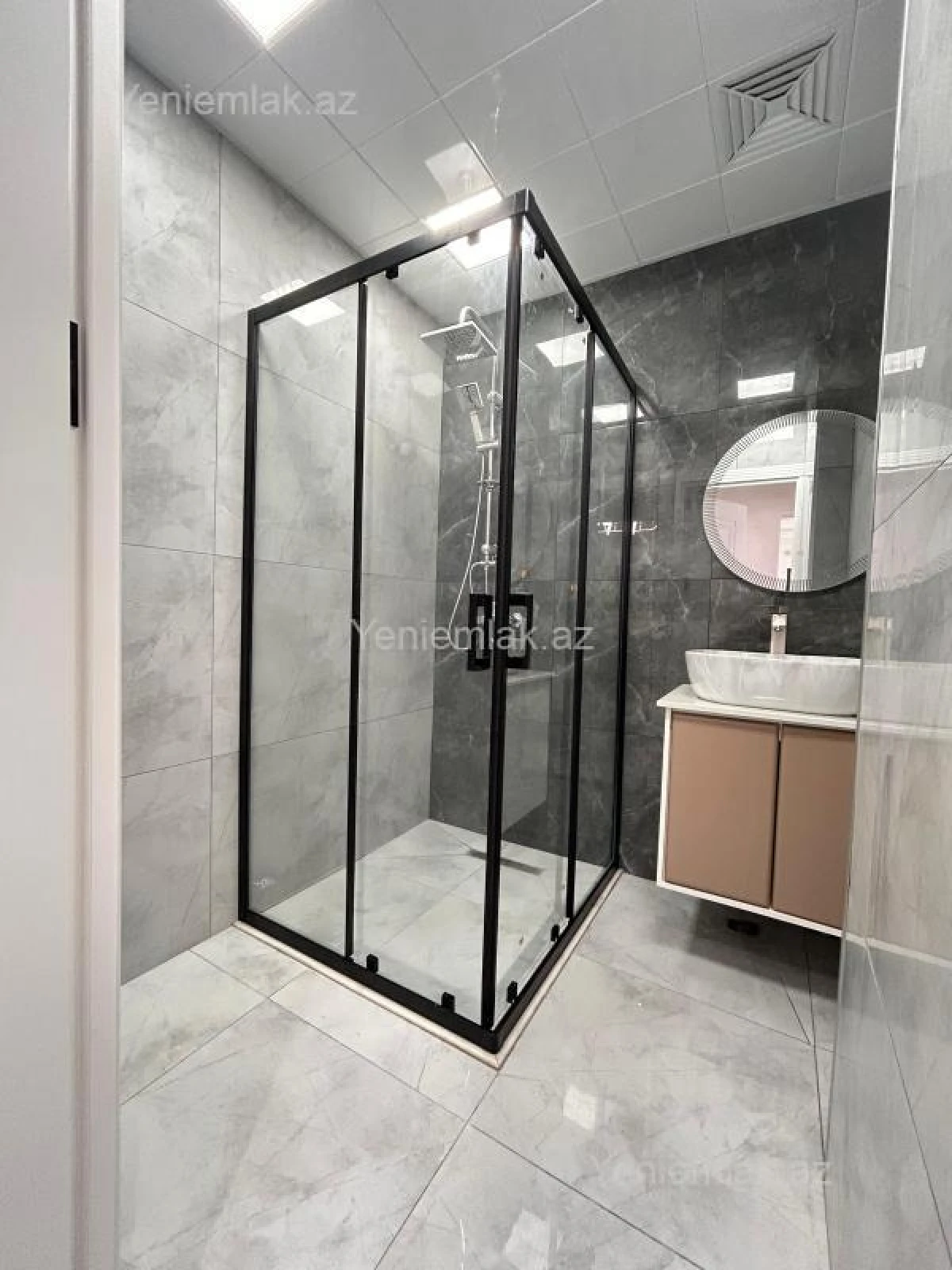 Satılır 3 otaqlı köhnə tikili 76 m²