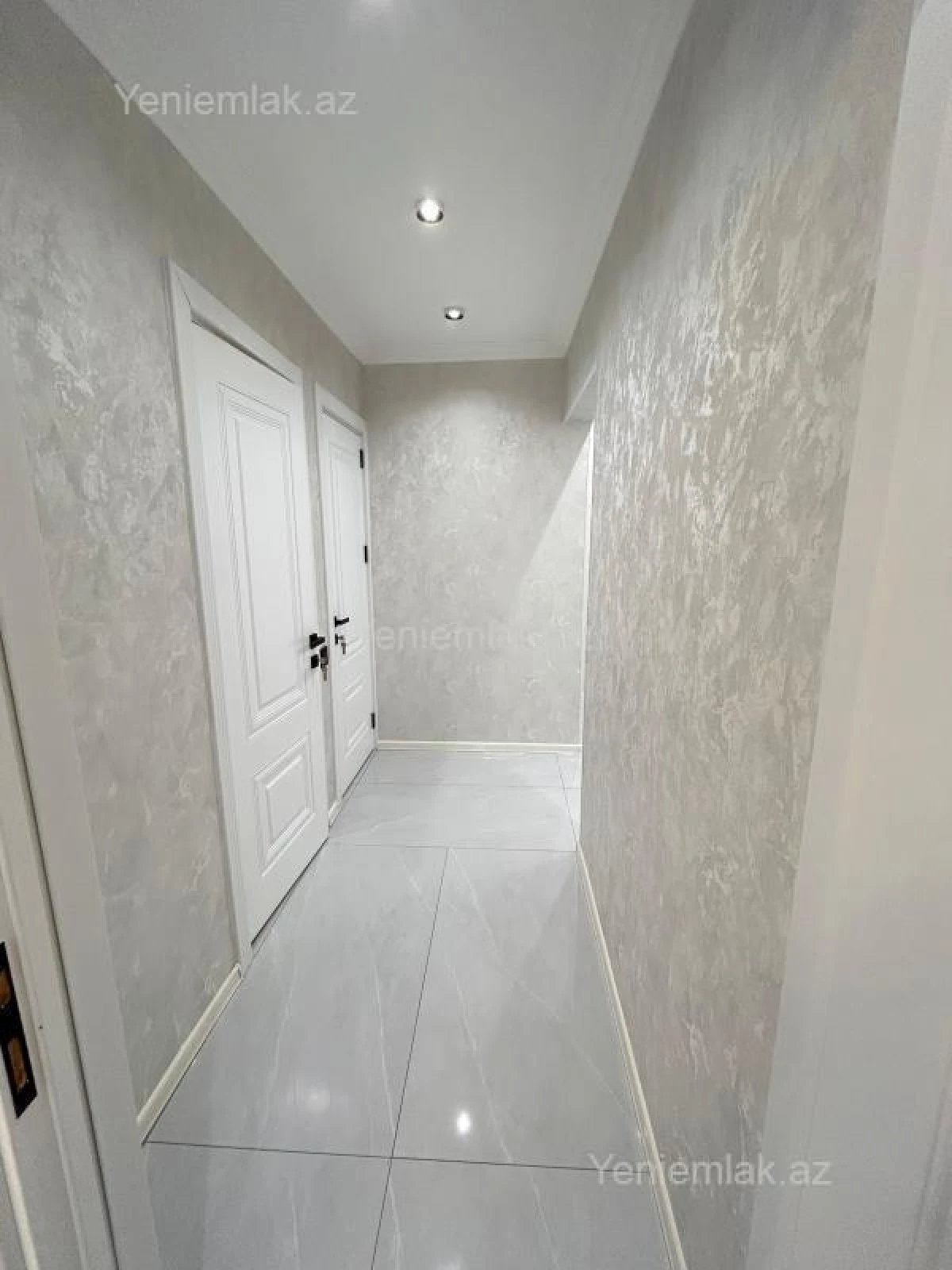 Satılır 3 otaqlı köhnə tikili 76 m²