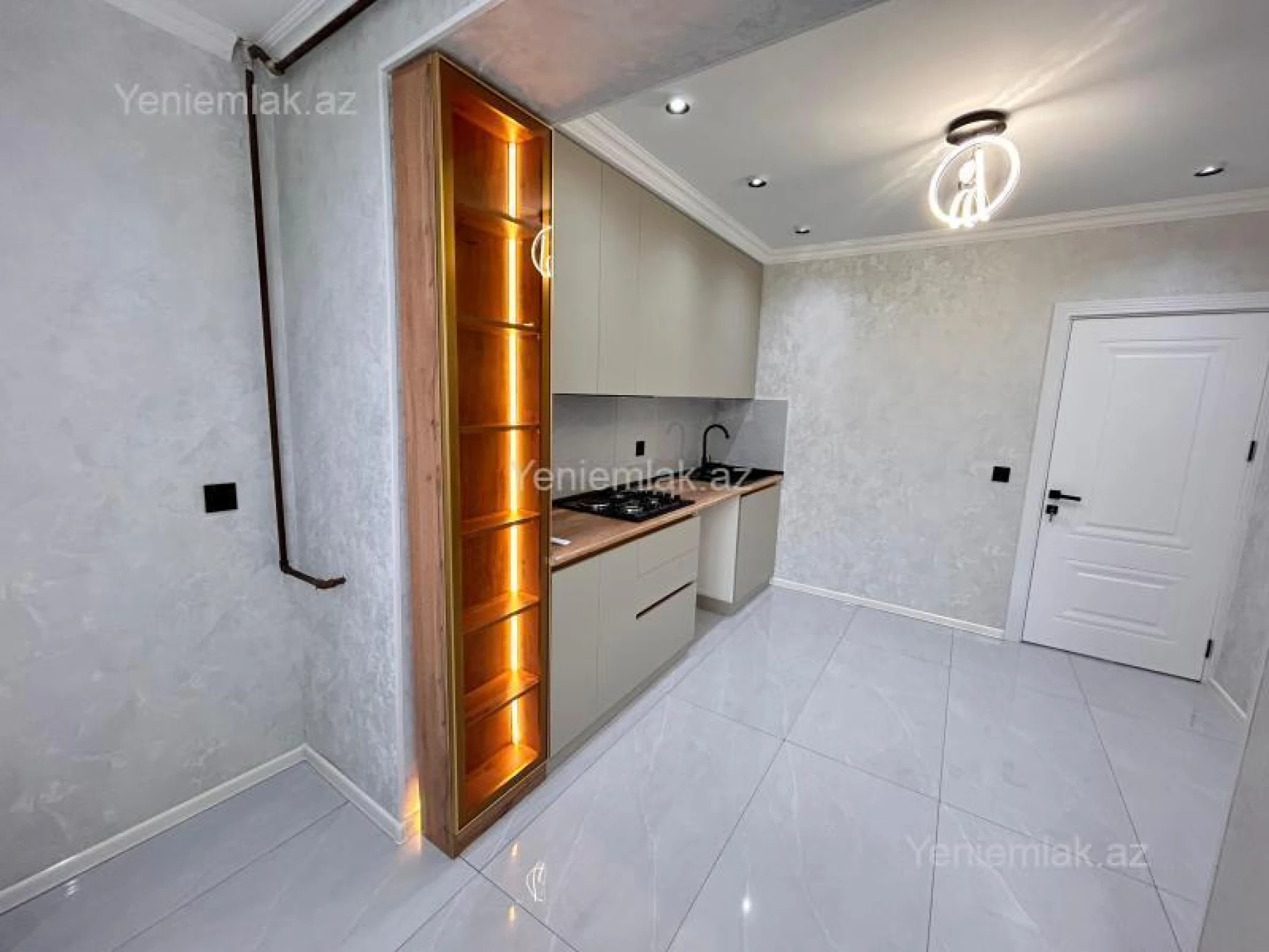 Satılır 3 otaqlı köhnə tikili 76 m²