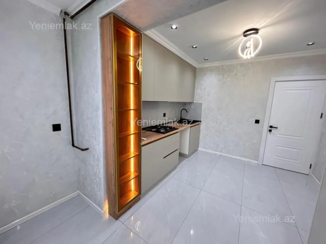 Satılır 3 otaqlı köhnə tikili 76 m²
