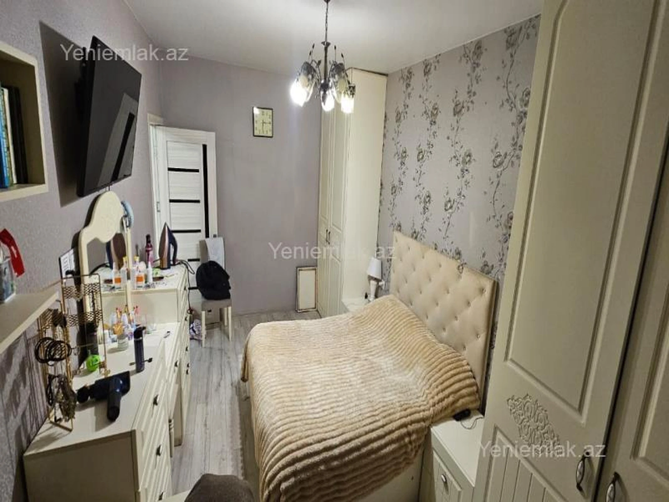 Satılır 3 otaqlı köhnə tikili 80 m²