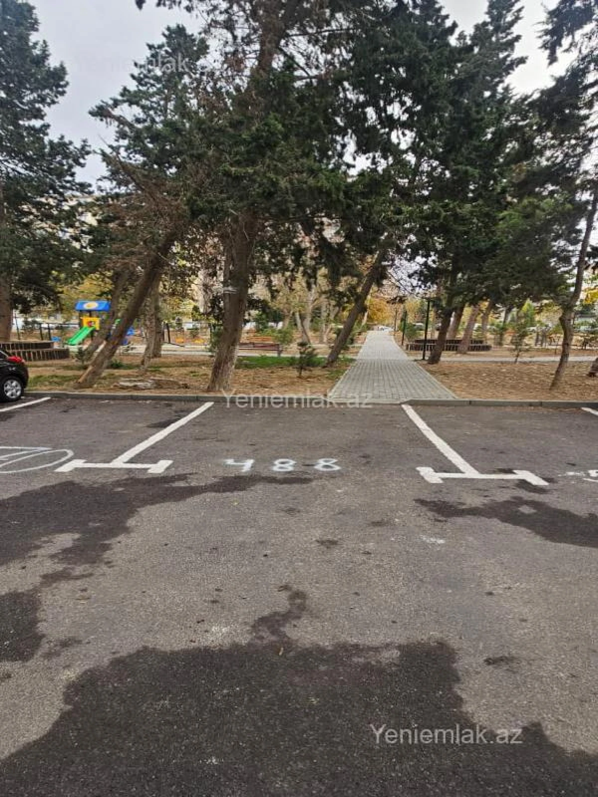 Satılır 3 otaqlı köhnə tikili 90 m²