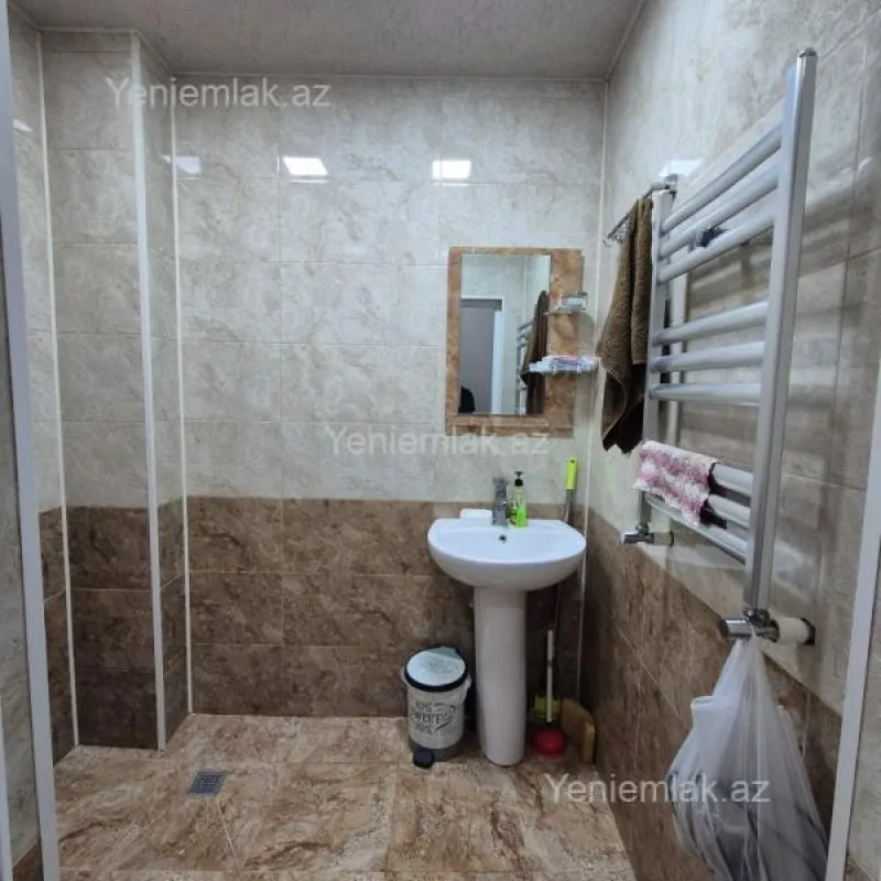 Satılır 2 otaqlı yeni tikili 60 m²