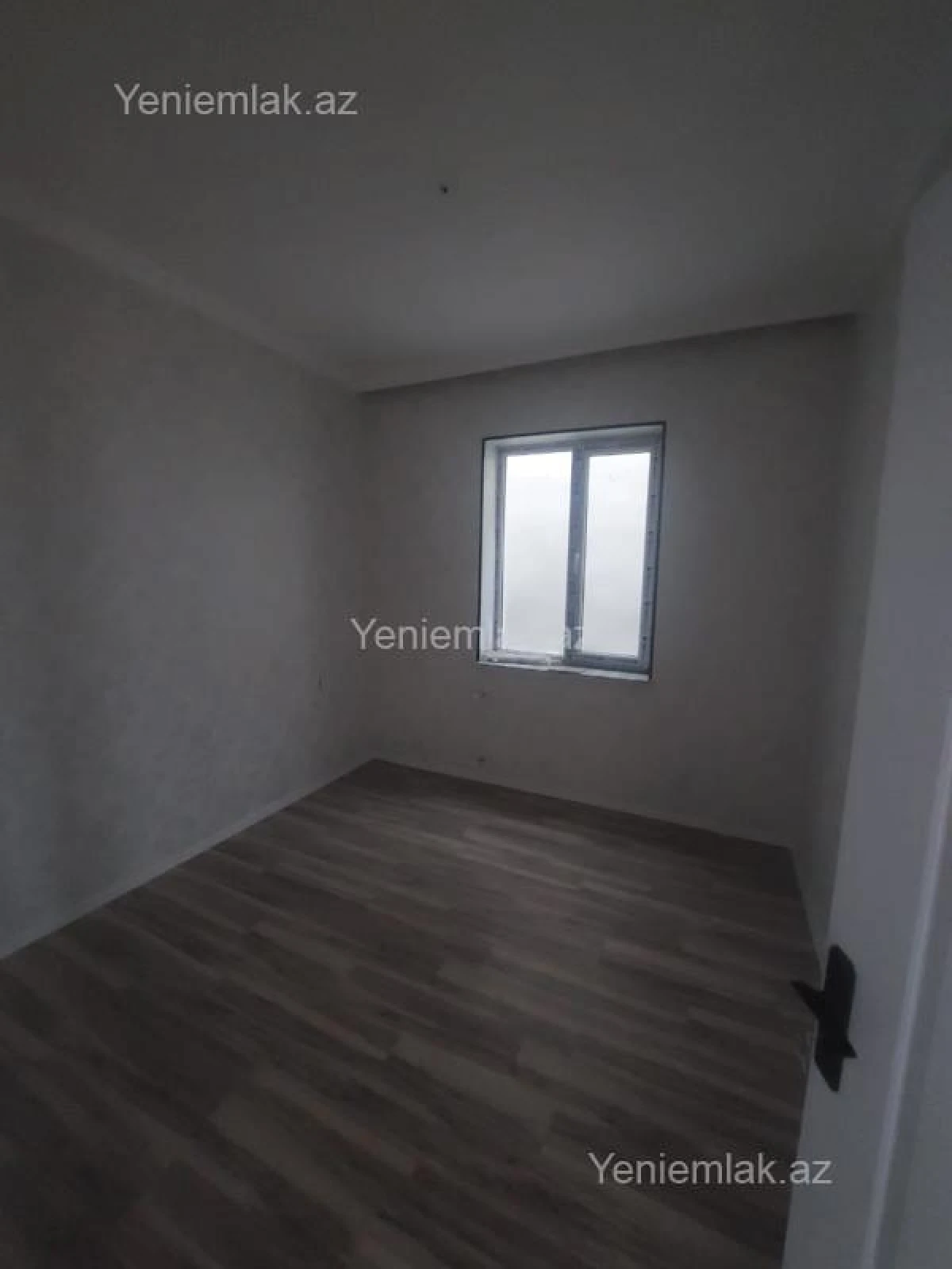 Satılır 4 otaqlı həyət evi 100 m²