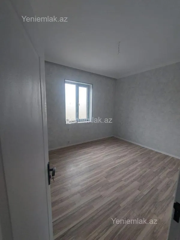 Satılır 4 otaqlı həyət evi 100 m²