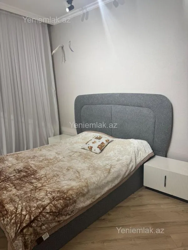 Satılır 2 otaqlı yeni tikili 82 m²