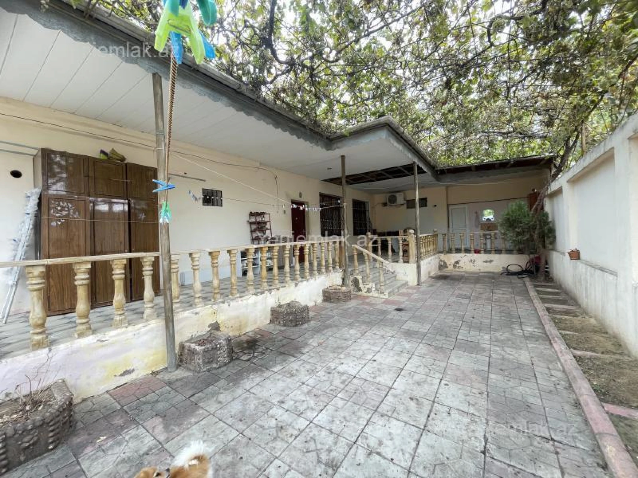 Satılır 5 otaqlı həyət evi 280 m²