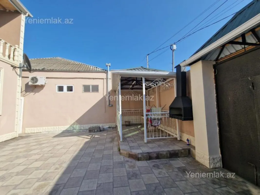 Satılır 5 otaqlı həyət evi 145 m²