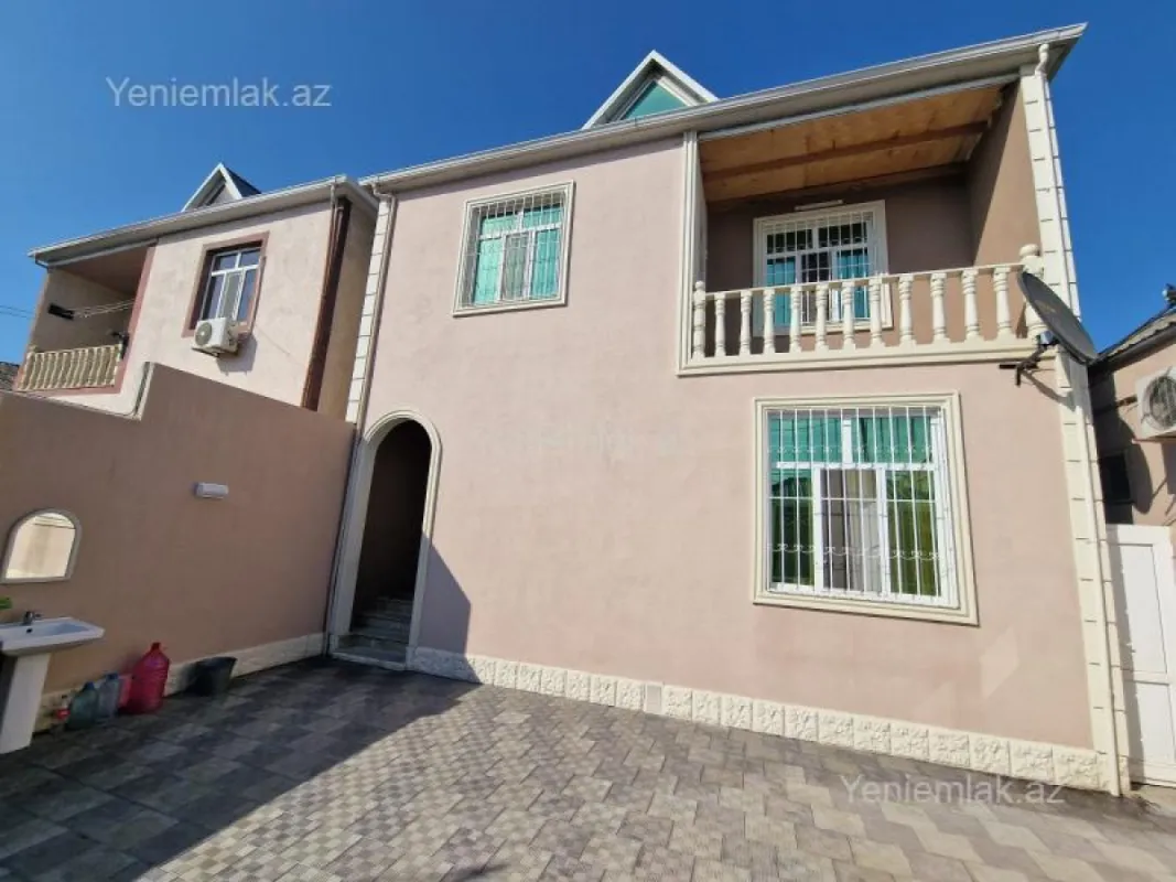 Satılır 5 otaqlı həyət evi 145 m²