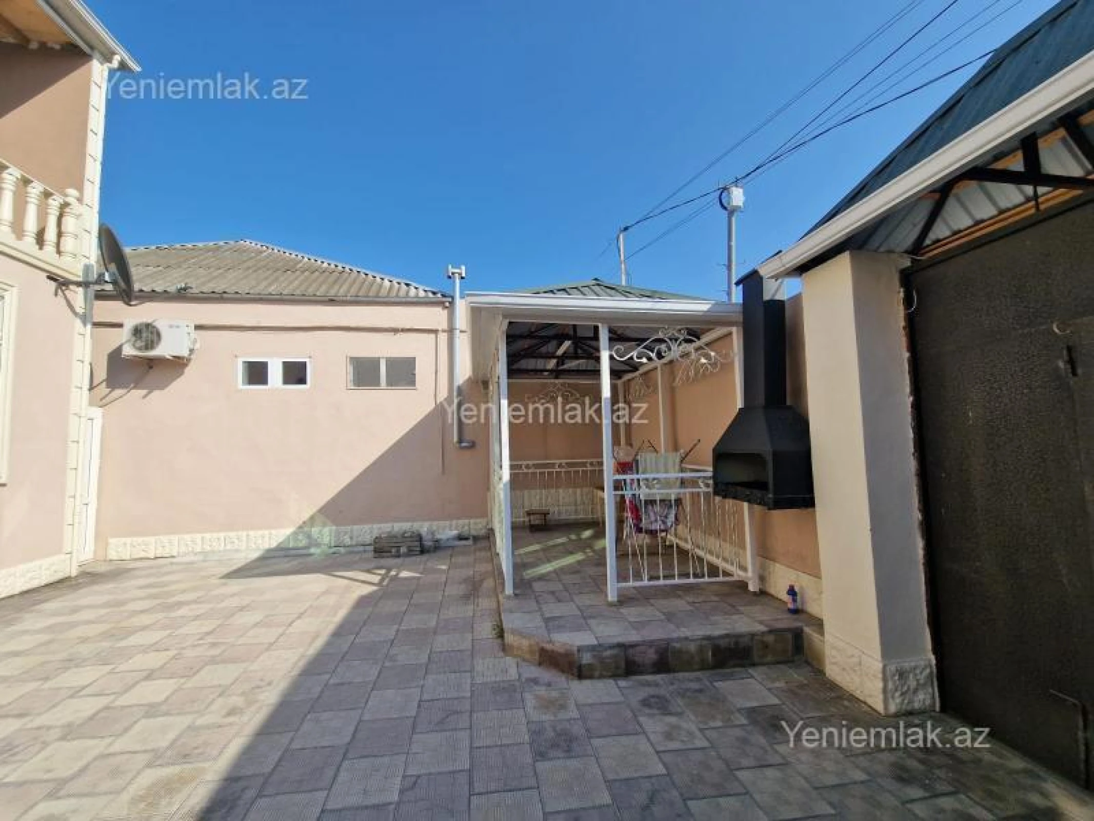 Satılır 5 otaqlı həyət evi 145 m²