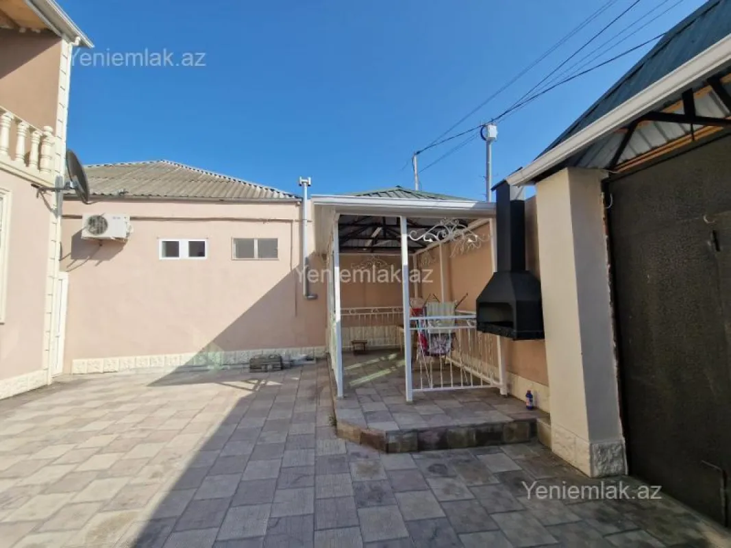 Satılır 5 otaqlı həyət evi 145 m²