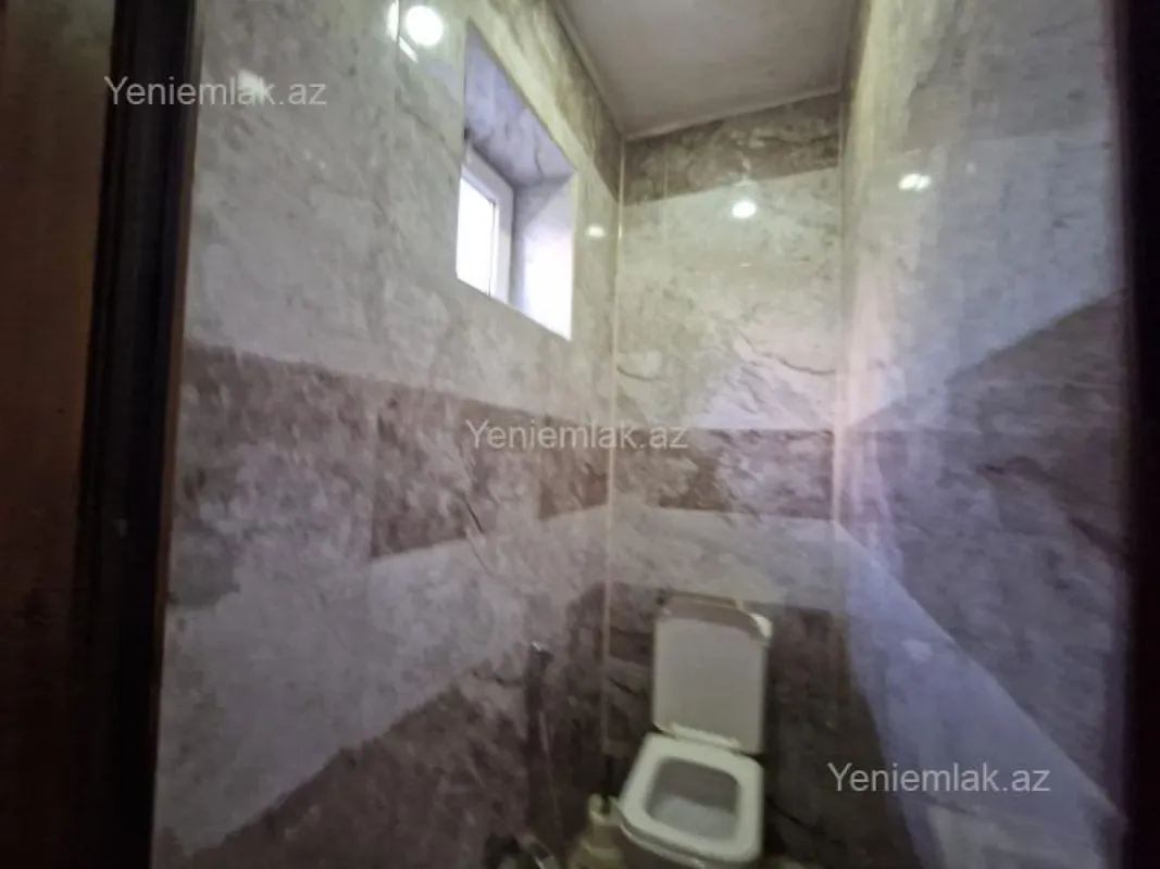 Satılır 5 otaqlı həyət evi 145 m²