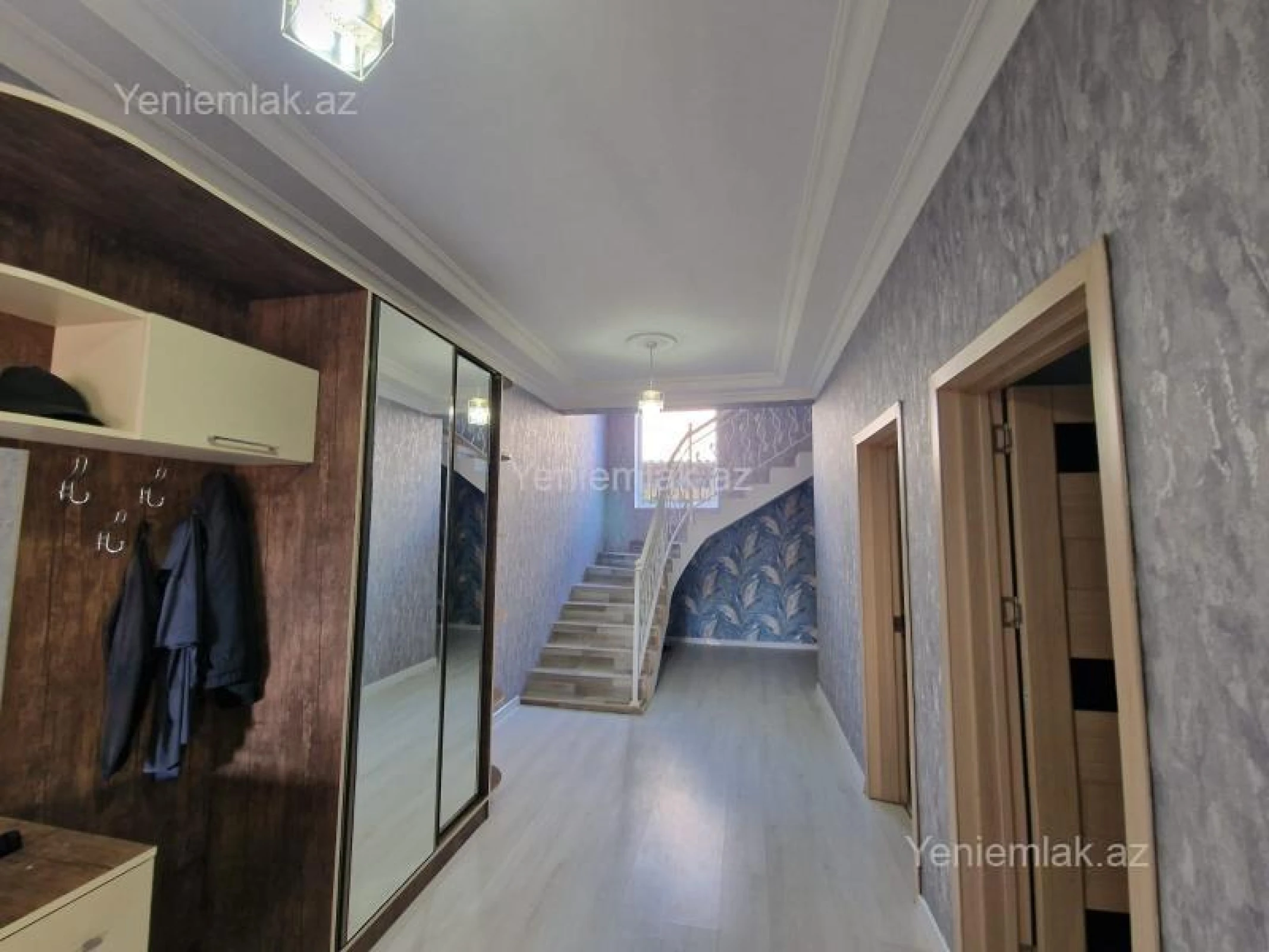 Satılır 5 otaqlı həyət evi 145 m²