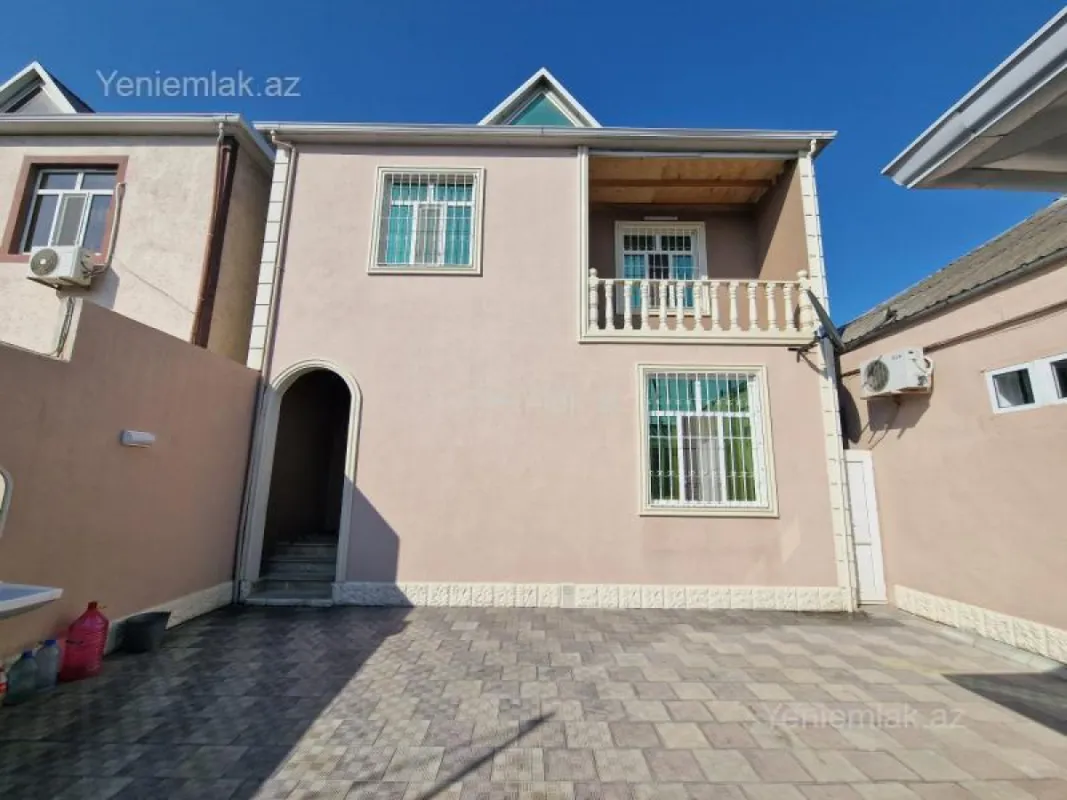 Satılır 5 otaqlı həyət evi 145 m²