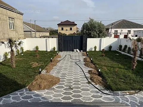 Satılır 5 otaqlı həyət evi 245 m²