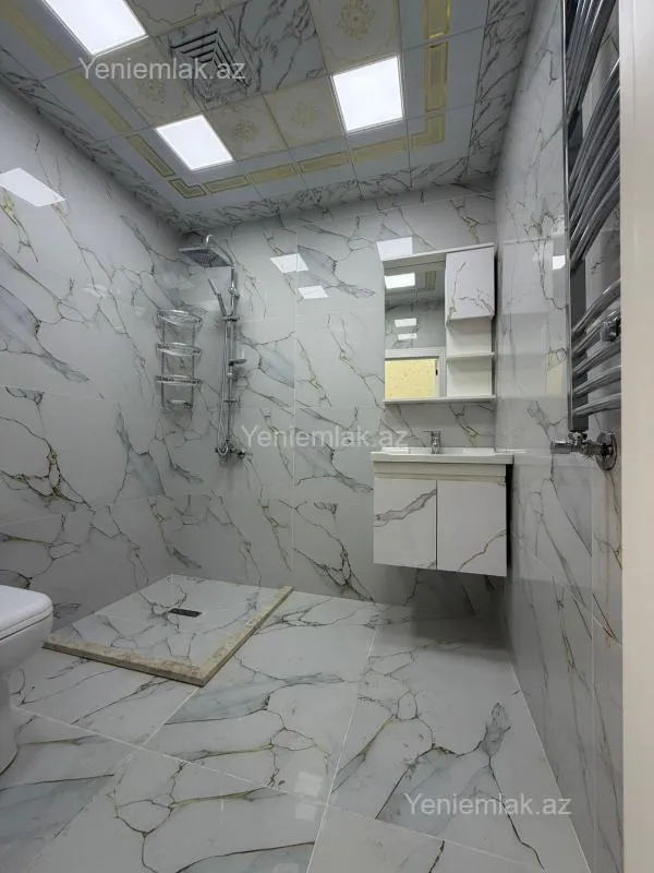 Satılır 3 otaqlı yeni tikili 90 m²