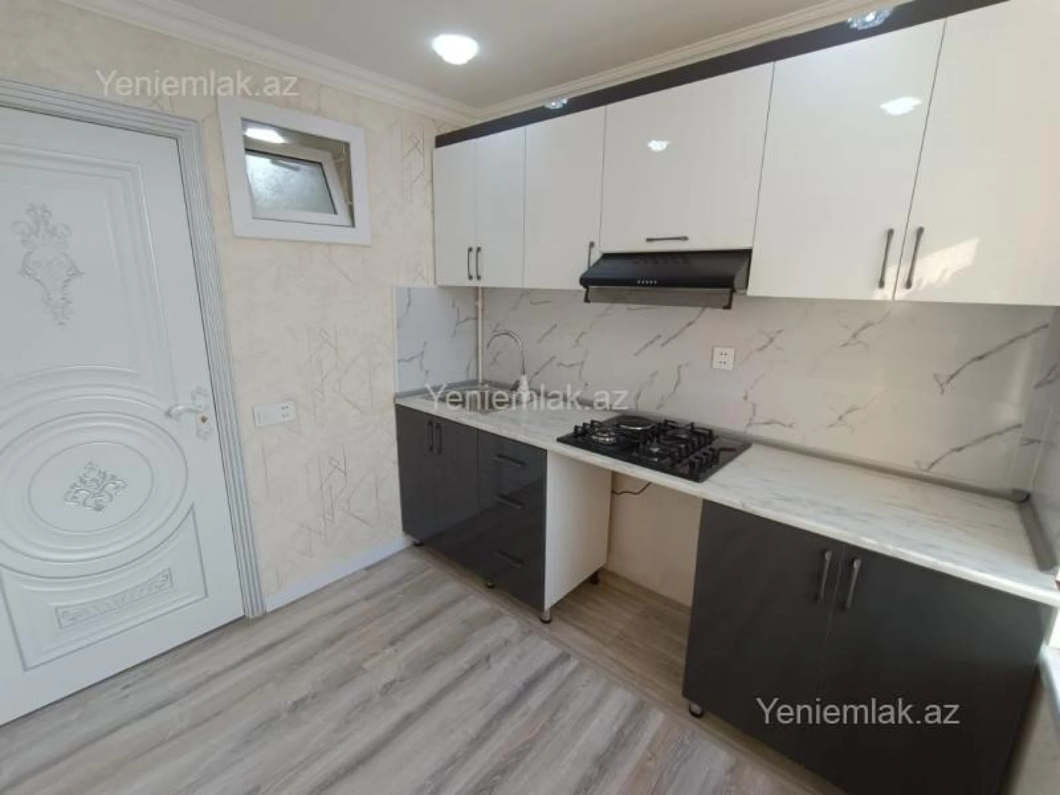 Satılır 3 otaqlı köhnə tikili 68 m²
