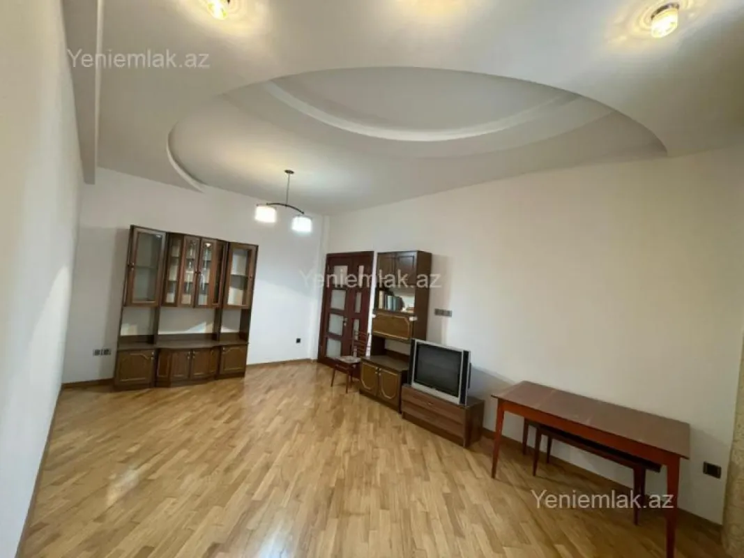 Satılır 2 otaqlı yeni tikili 56 m²