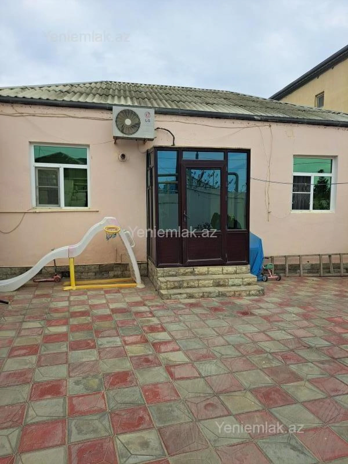 Satılır 3 otaqlı həyət evi 96 m²