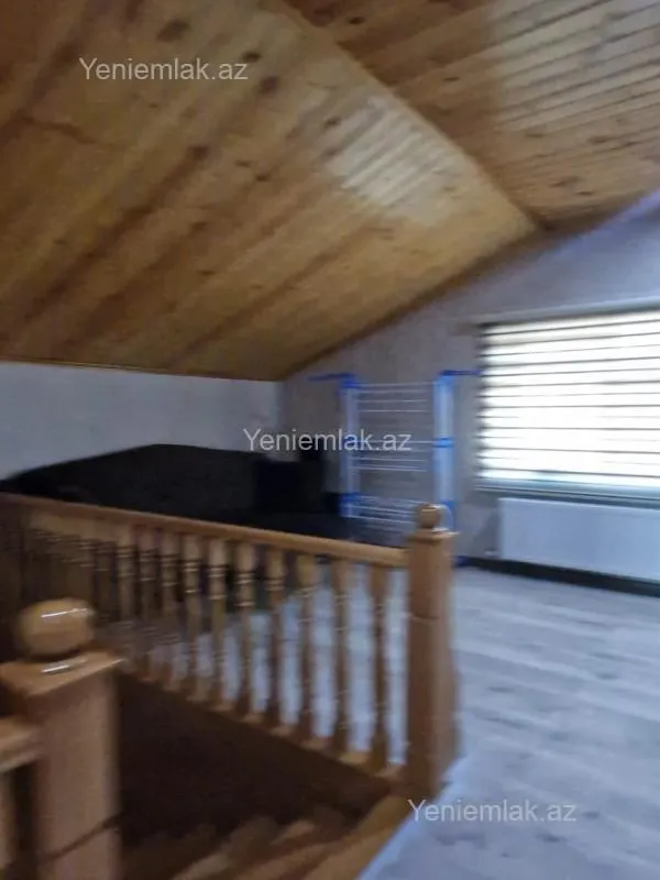 Satılır 5 otaqlı həyət evi 160 m²