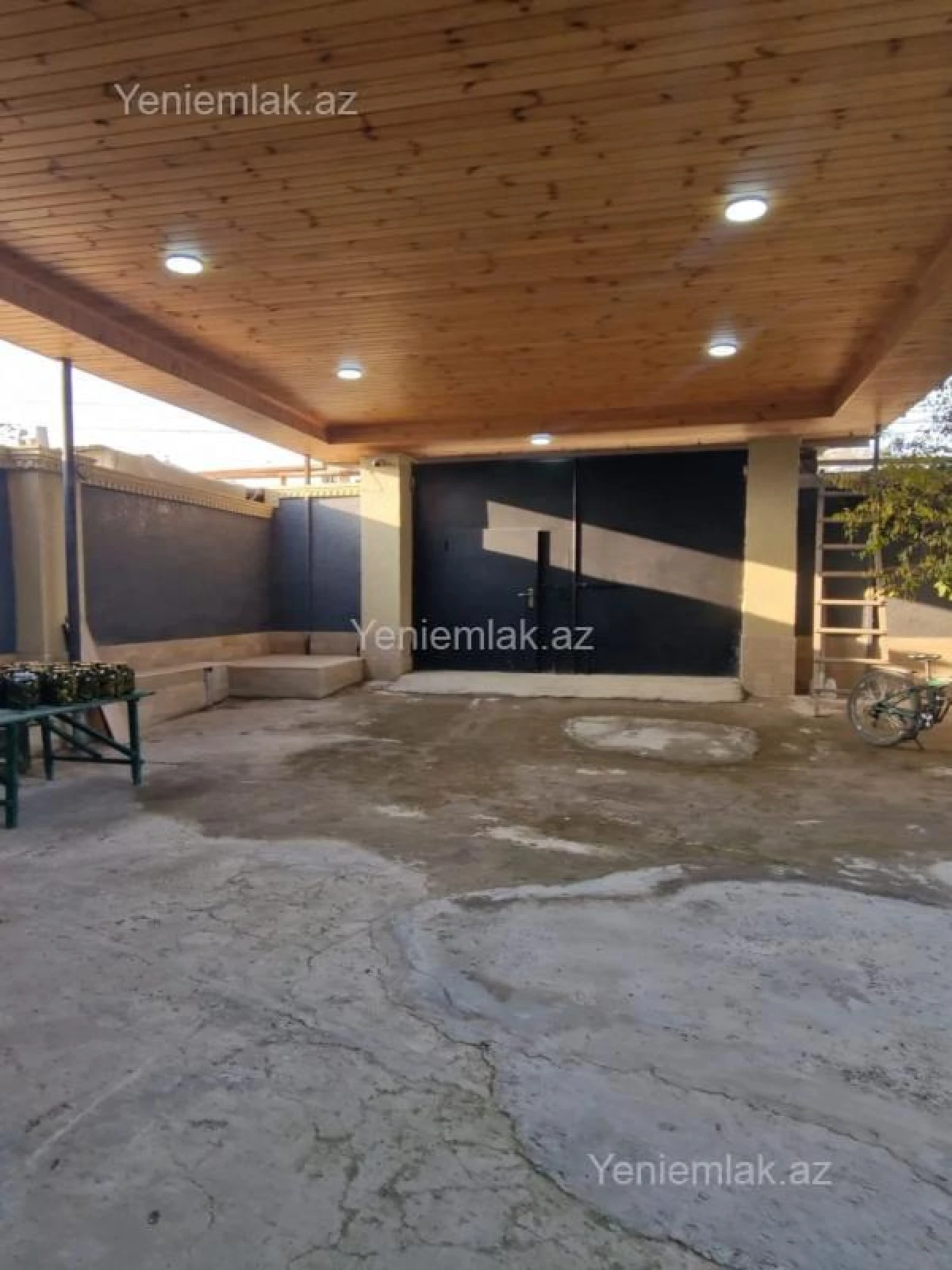 Satılır 5 otaqlı həyət evi 160 m²