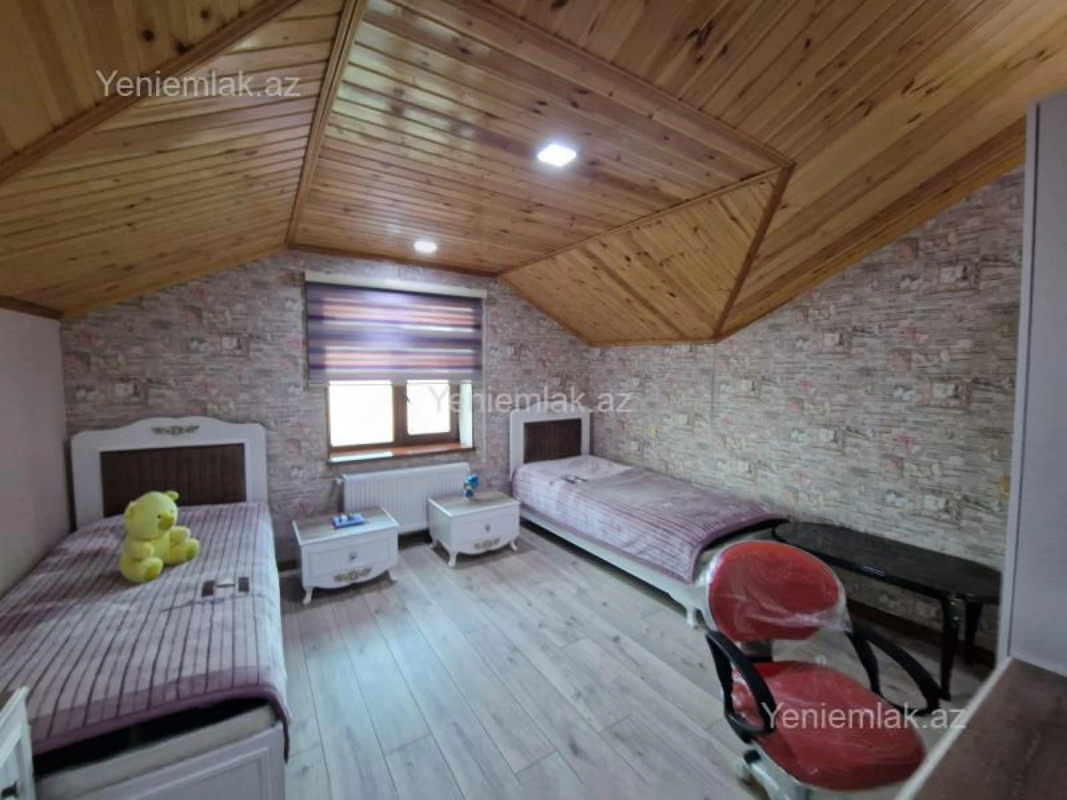 Satılır 5 otaqlı həyət evi 160 m²