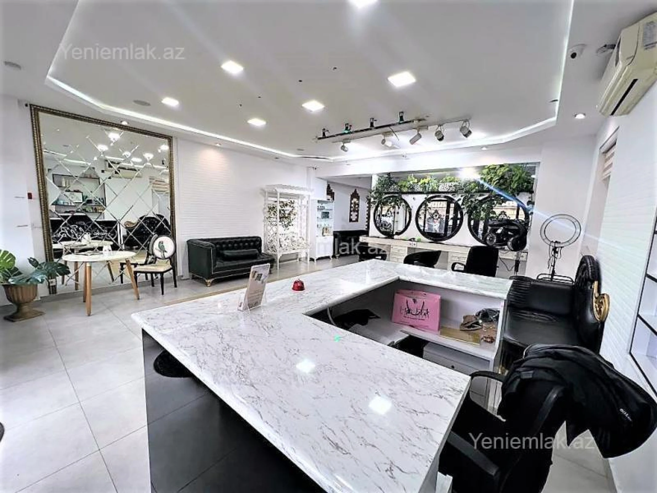 Satılır 7 otaqlı obyekt 160 m²