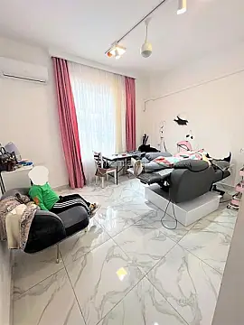 Satılır 7 otaqlı obyekt 160 m²