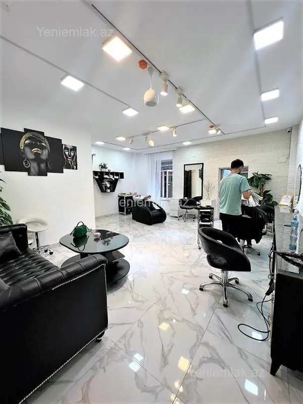 Satılır 7 otaqlı obyekt 160 m²