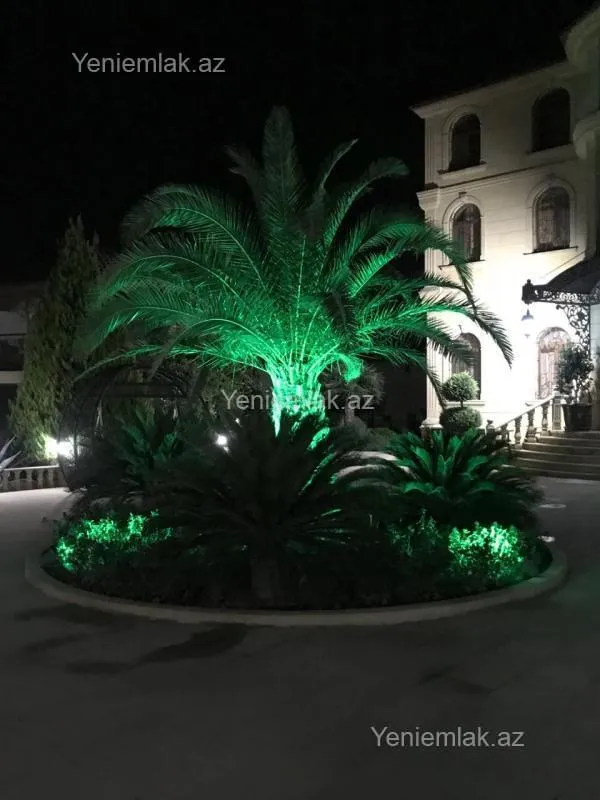 Satılır 5 otaqlı həyət evi 450 m²