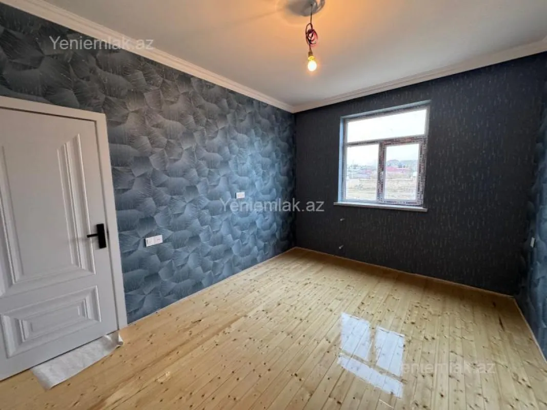 Satılır 3 otaqlı həyət evi 100 m²