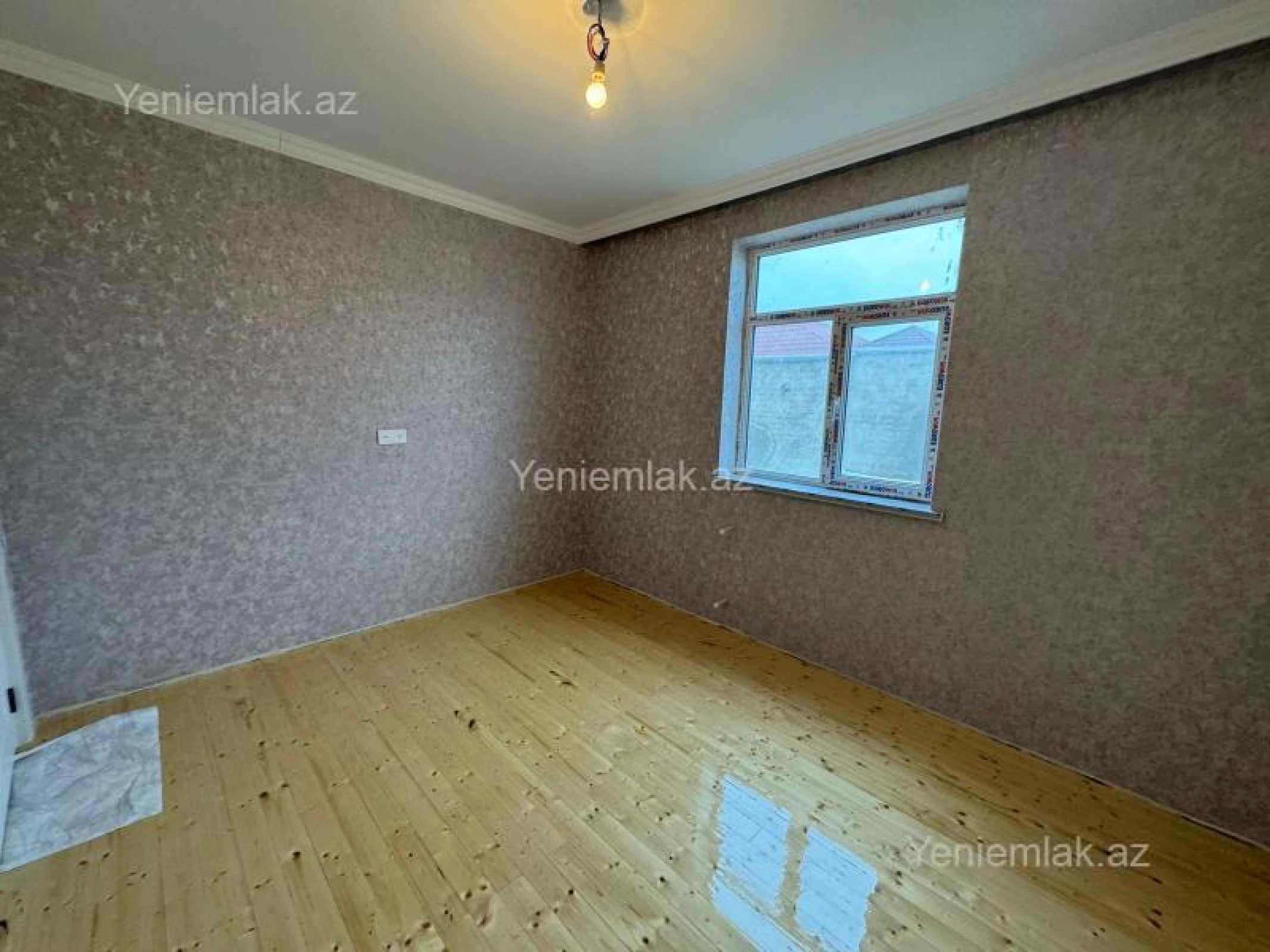 Satılır 3 otaqlı həyət evi 100 m²