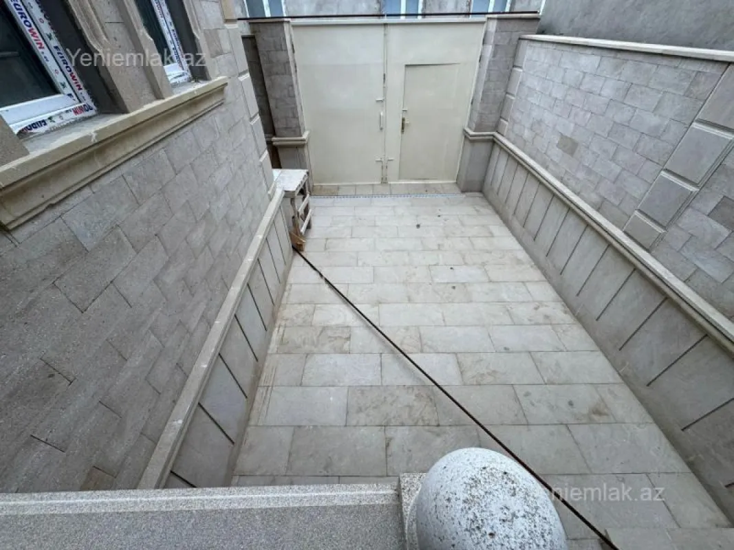 Satılır 3 otaqlı həyət evi 100 m²