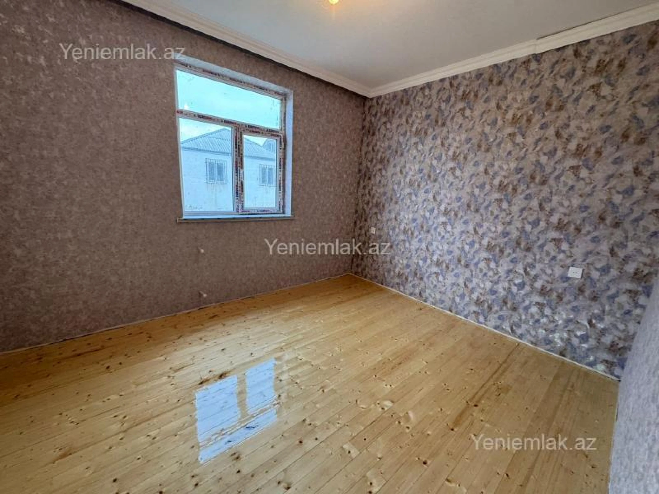 Satılır 3 otaqlı həyət evi 100 m²