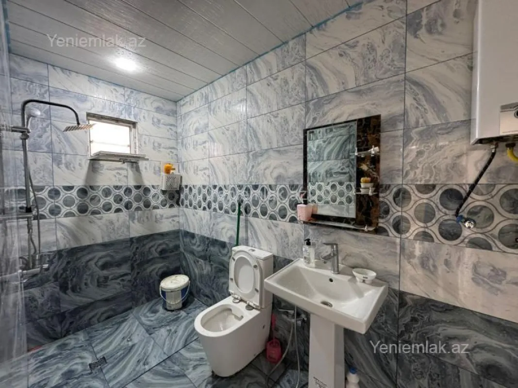 Satılır 4 otaqlı həyət evi 120 m²