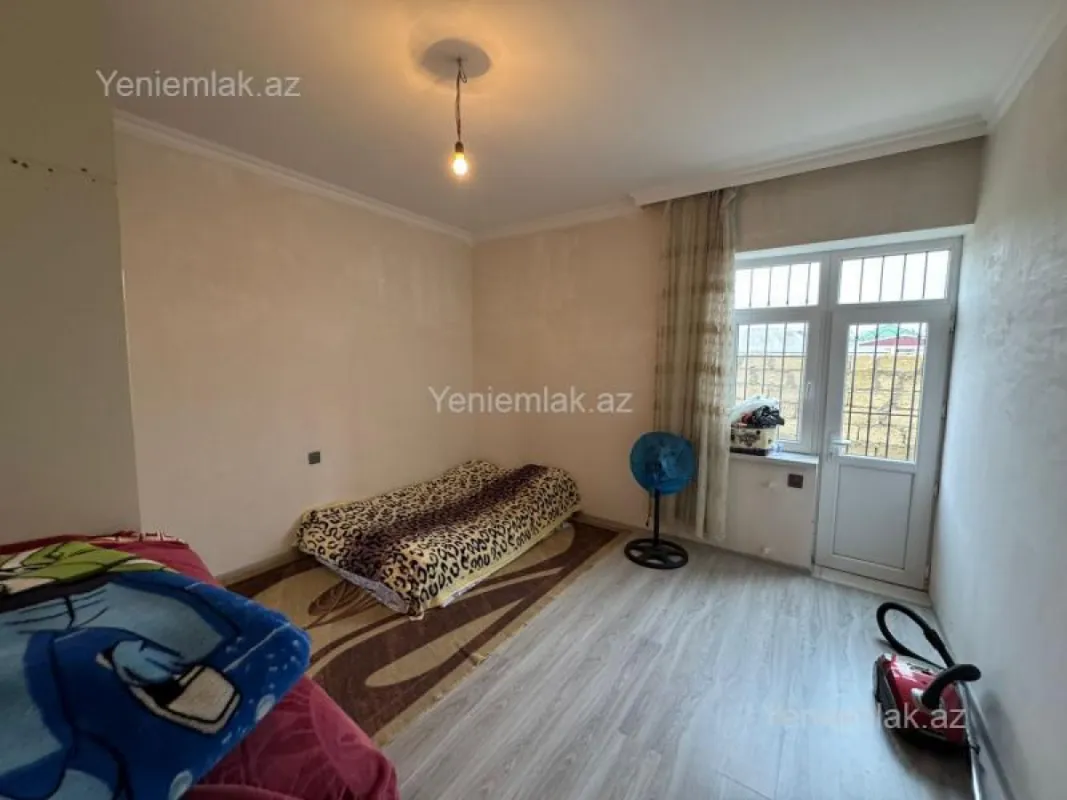 Satılır 4 otaqlı həyət evi 120 m²