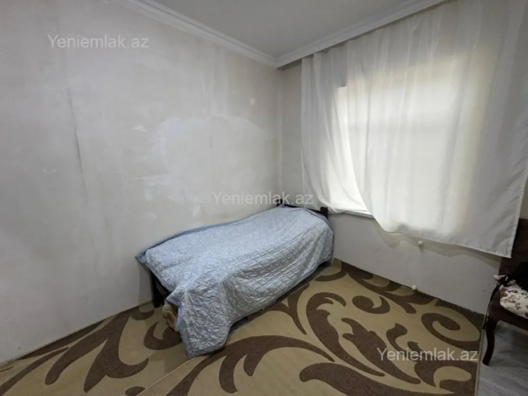 Satılır 4 otaqlı həyət evi 120 m²