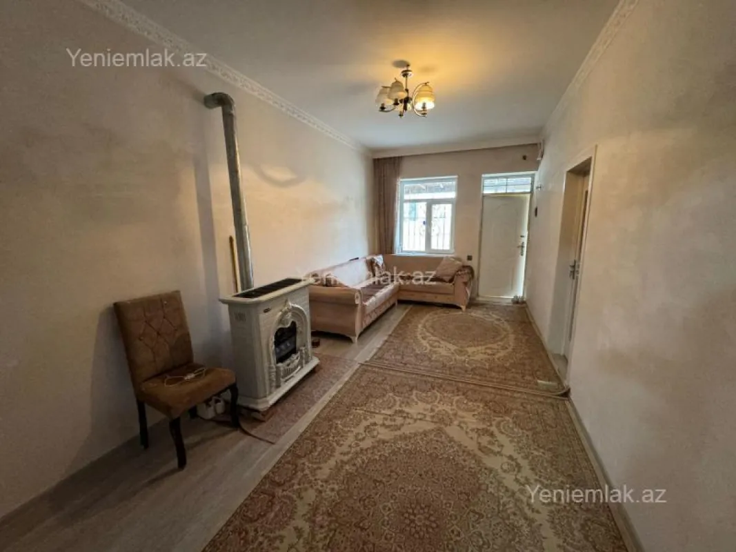 Satılır 4 otaqlı həyət evi 120 m²