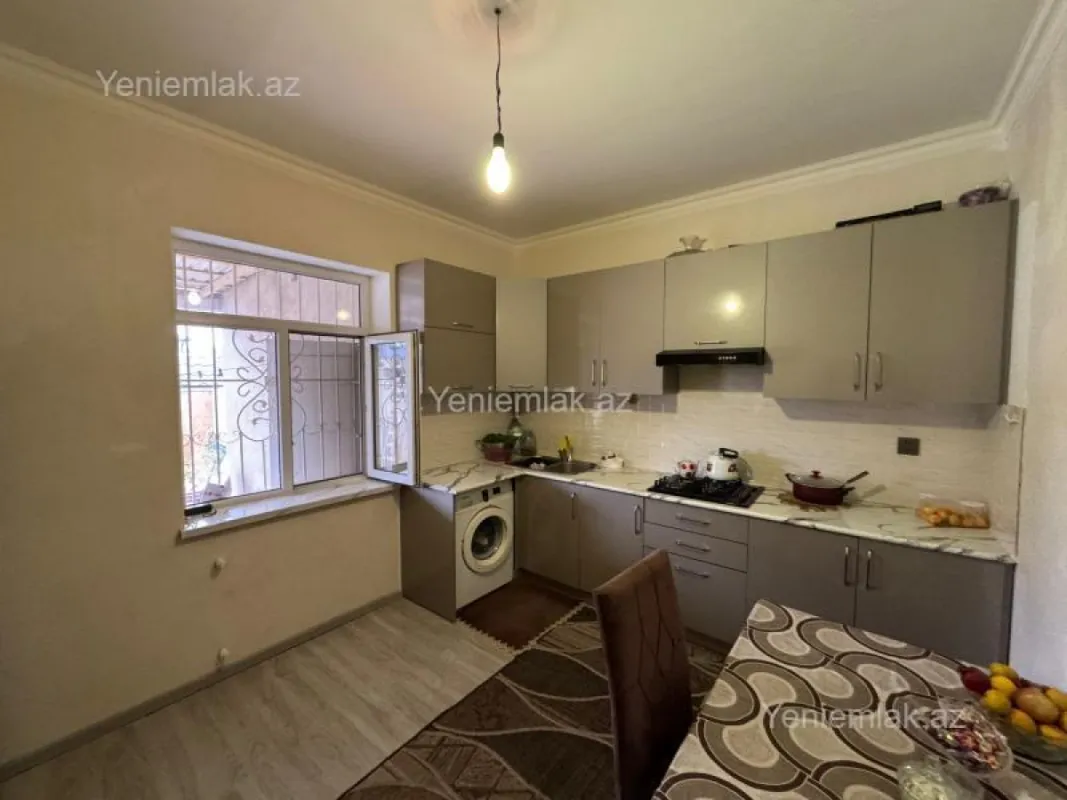 Satılır 4 otaqlı həyət evi 120 m²